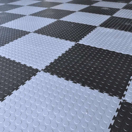 ZEE - PVC Interlocking Rubber Floor Tile - Gym Mats (4-Pack) - Various Colors