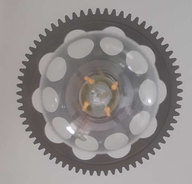 Hanging Gear Light
