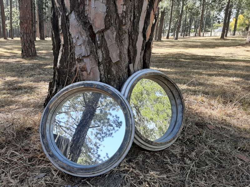 Wall Mirrors - round