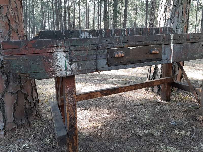 Artist Bench