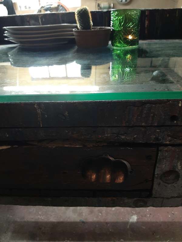 Artist Bench