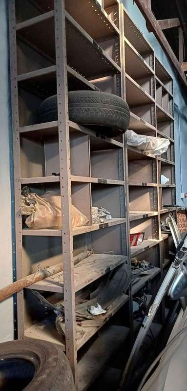 Shelving - Metal, heavy duty