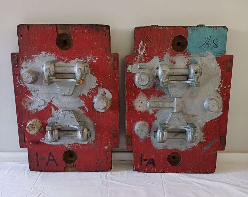 Red, blue, silver wall hanging (set of 2) - Pair 1