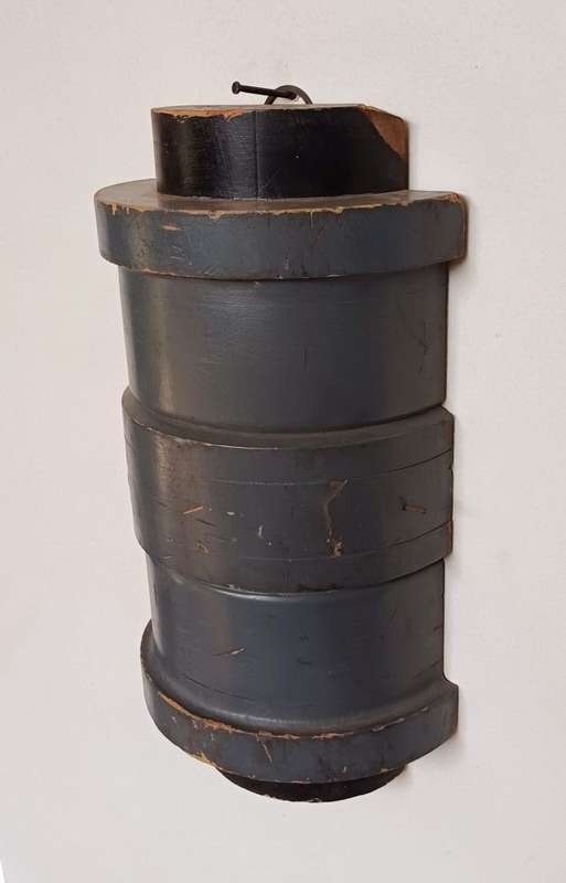 Vintage Machine Pattern Mould Wall Decor  Dark Grey Barrel