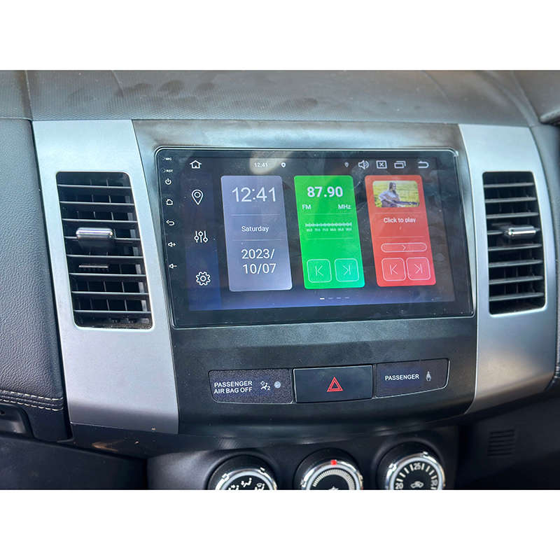 Mitsubishi Outlander 2007 - 2013 GPS Navigation Bluetooth Radio Unit With Carplay