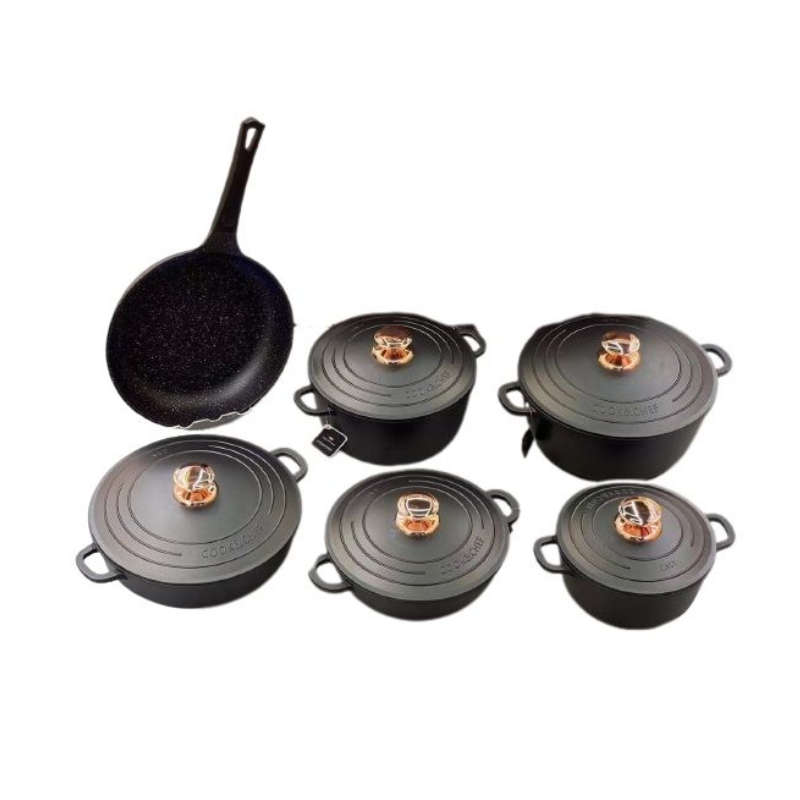11 Piece Cast Iron Cookware Set