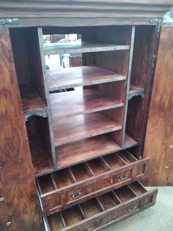 India 2 Door Cabinet
