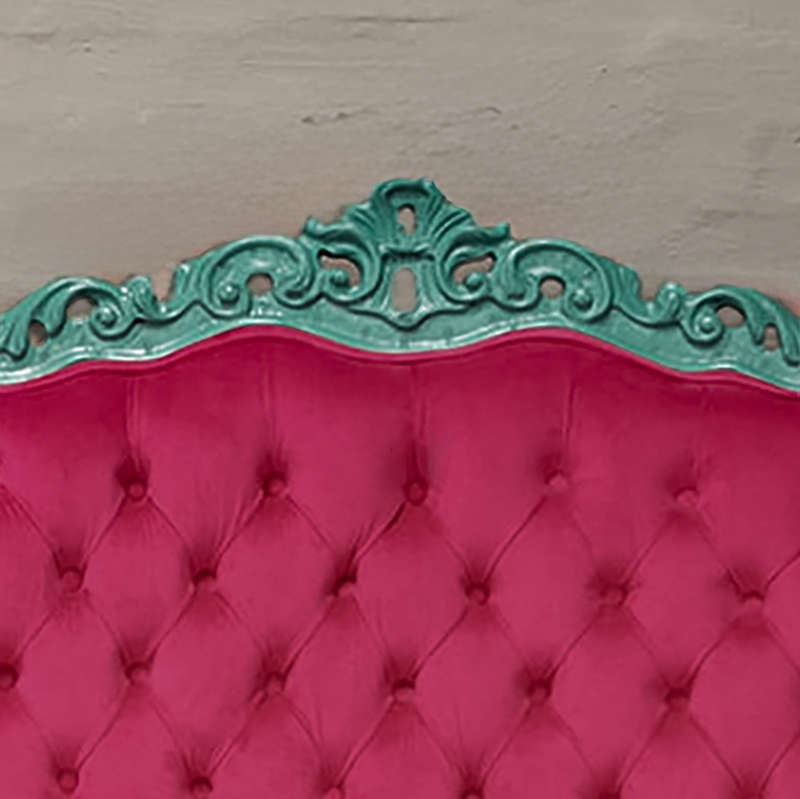 Victorian carved 2 Seater in Pink Velvet