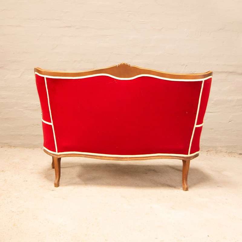 Victorian 2 Seater Sofa in red Velvet