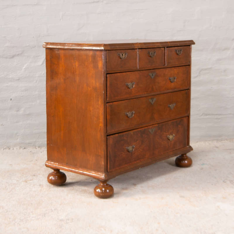 Queen Anne Chest of Drawers
