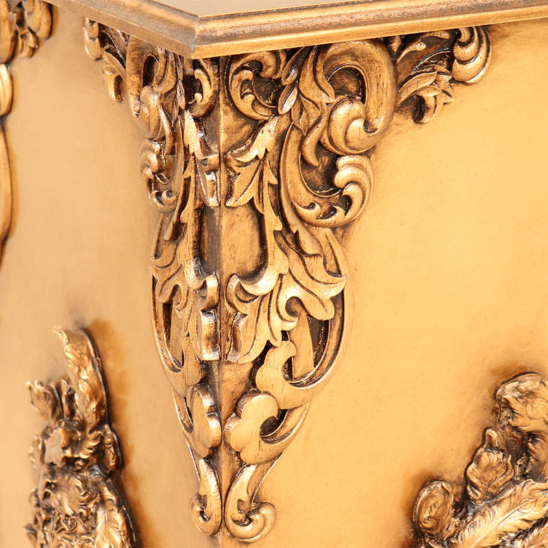 Display Pedestal