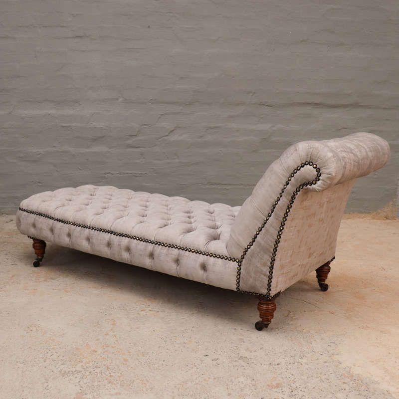 Button Chaise Lounge