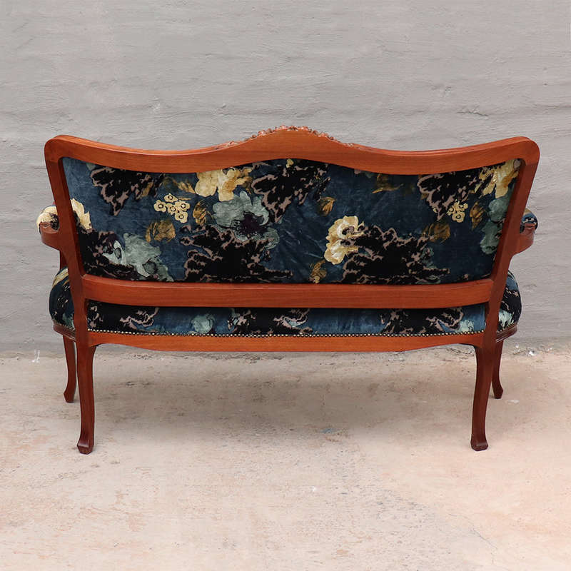 Antique Victorian Settee