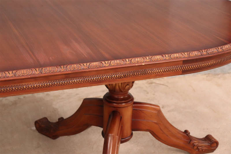 Baluster column Dining Table