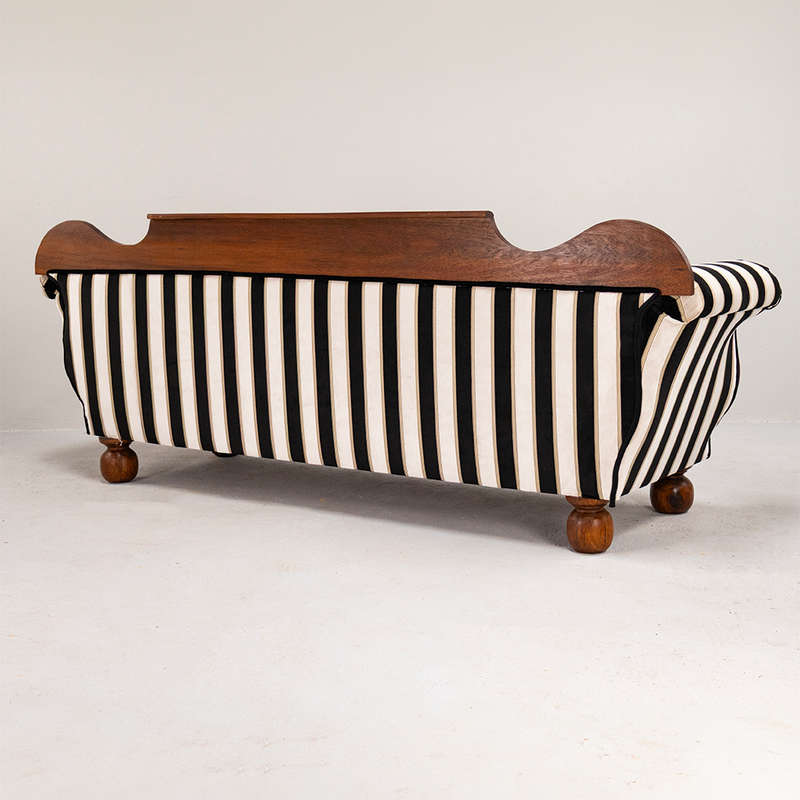 Victorian style Sofa