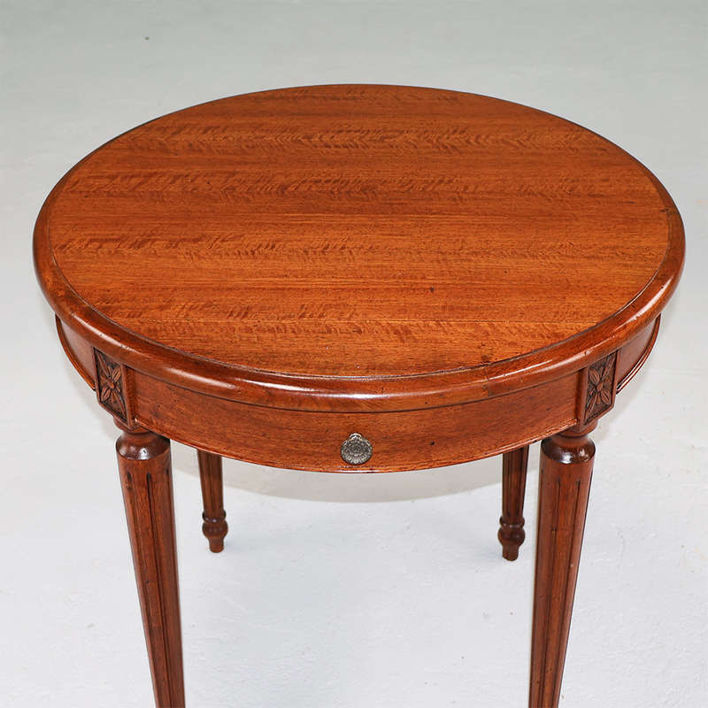 Circular Lamp Table