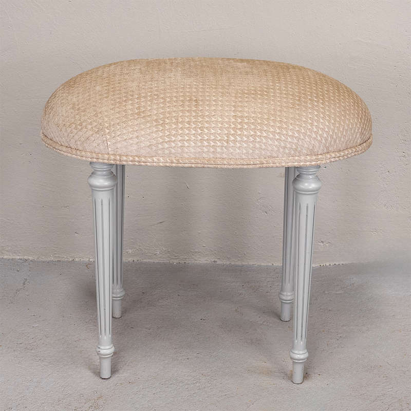 Elegant Dressing Table
