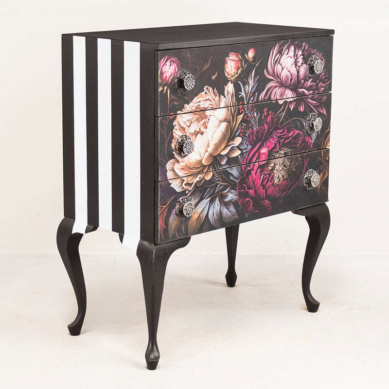 Artistic Chest of Drawers
