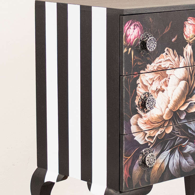 Artistic Chest of Drawers