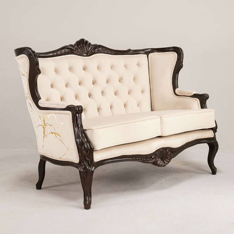 French carved Settee