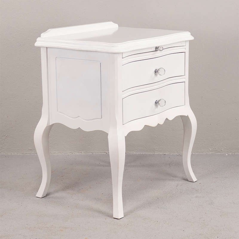 Elegant Queen Anne style Pedestals