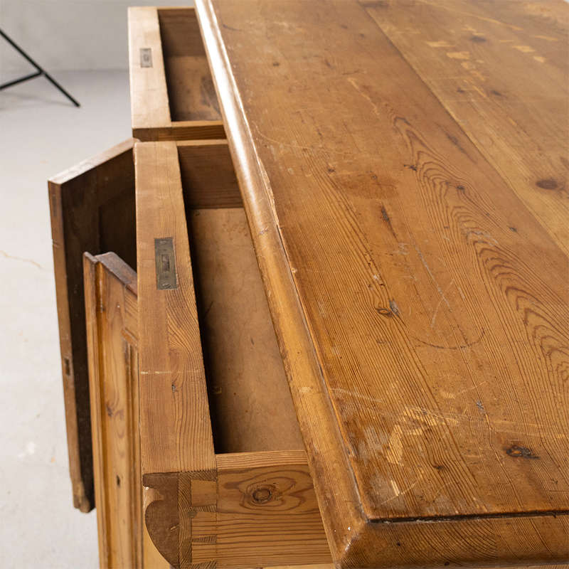 Pine Dresser