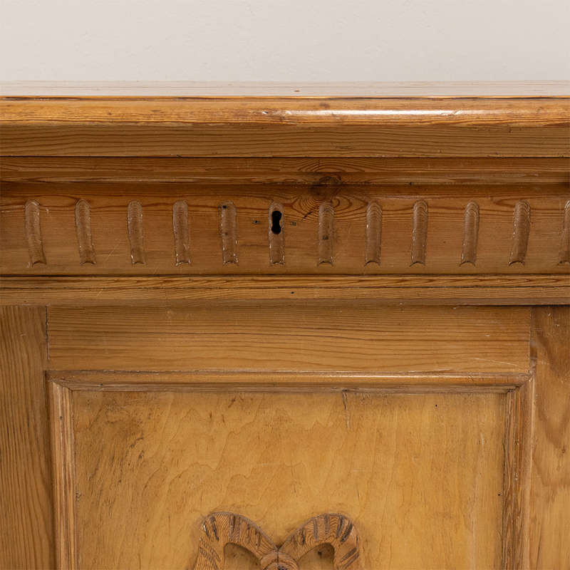 Pine Dresser