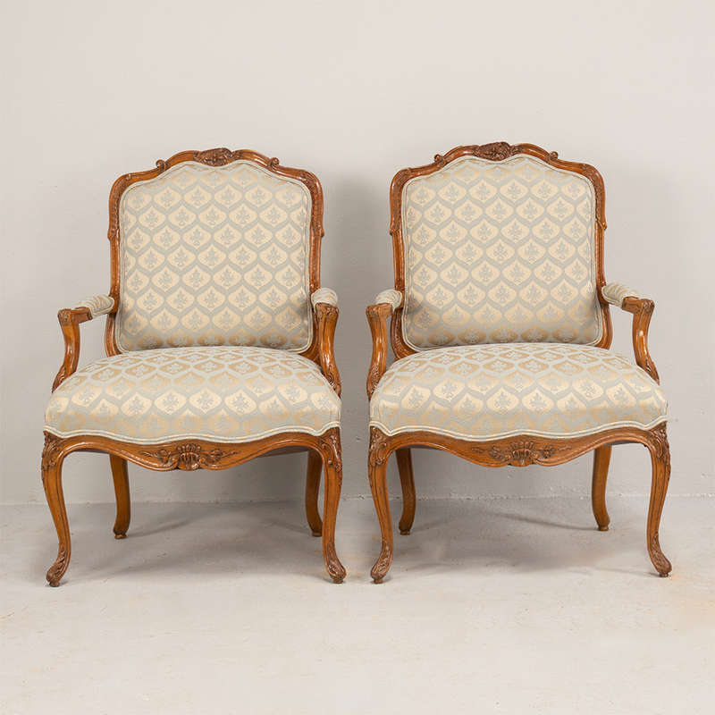 French Louis XV style Chairs