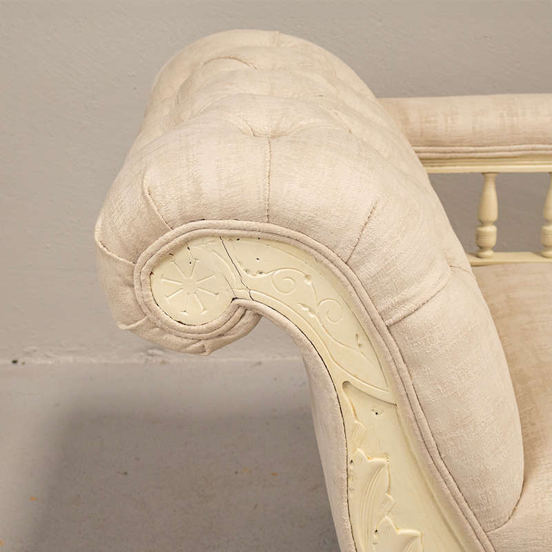 Chaise Lounge