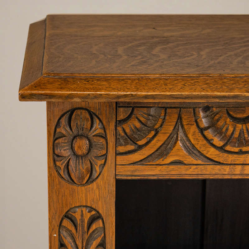 Belgian Oak 3 Tier Bookcase