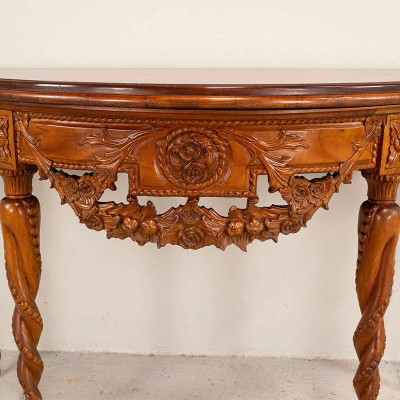Colonial Console