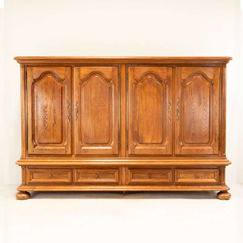 Large Oak Cabinet