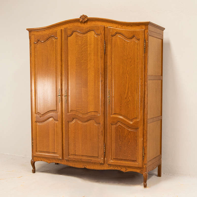 Belgian Oak Wardrobe