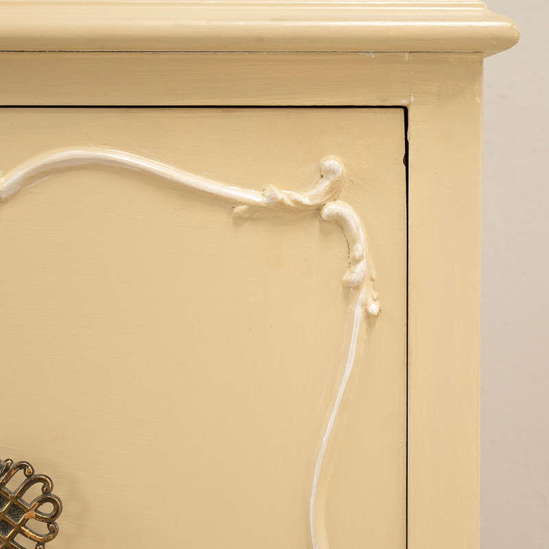Ball and Claw Pedestal
