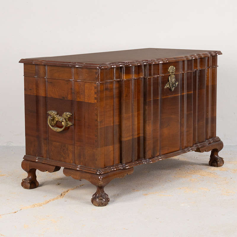 Stinkwood Chest