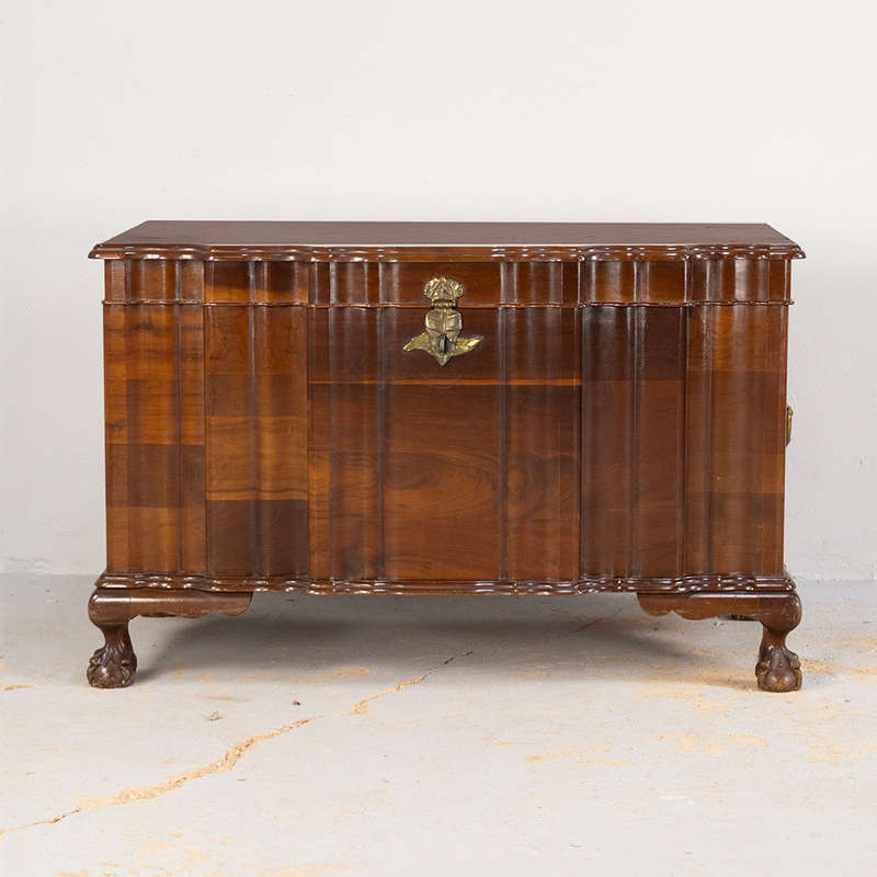 Stinkwood Chest