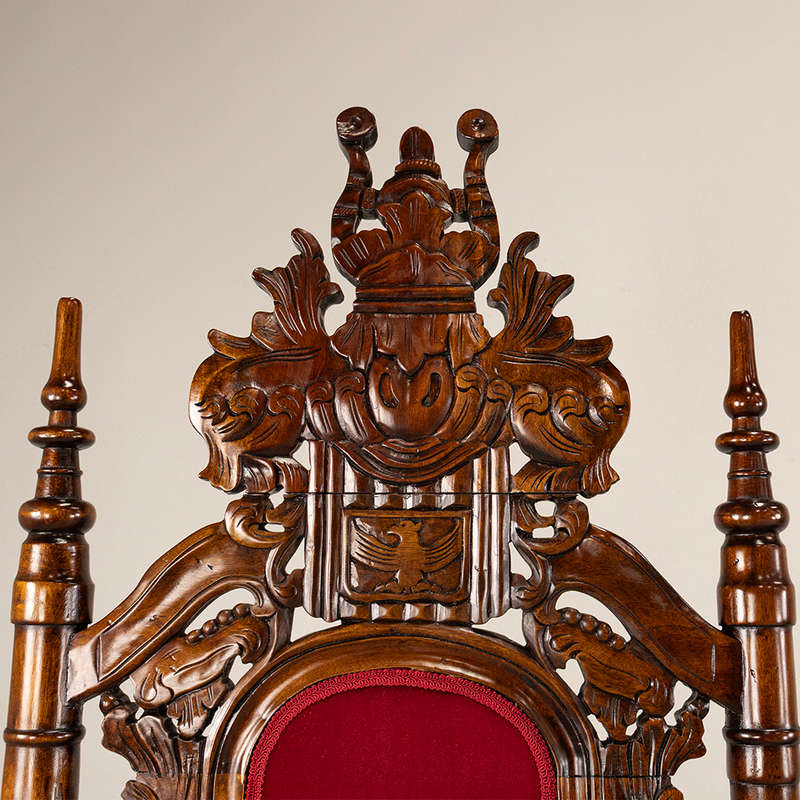 Throne Chairs