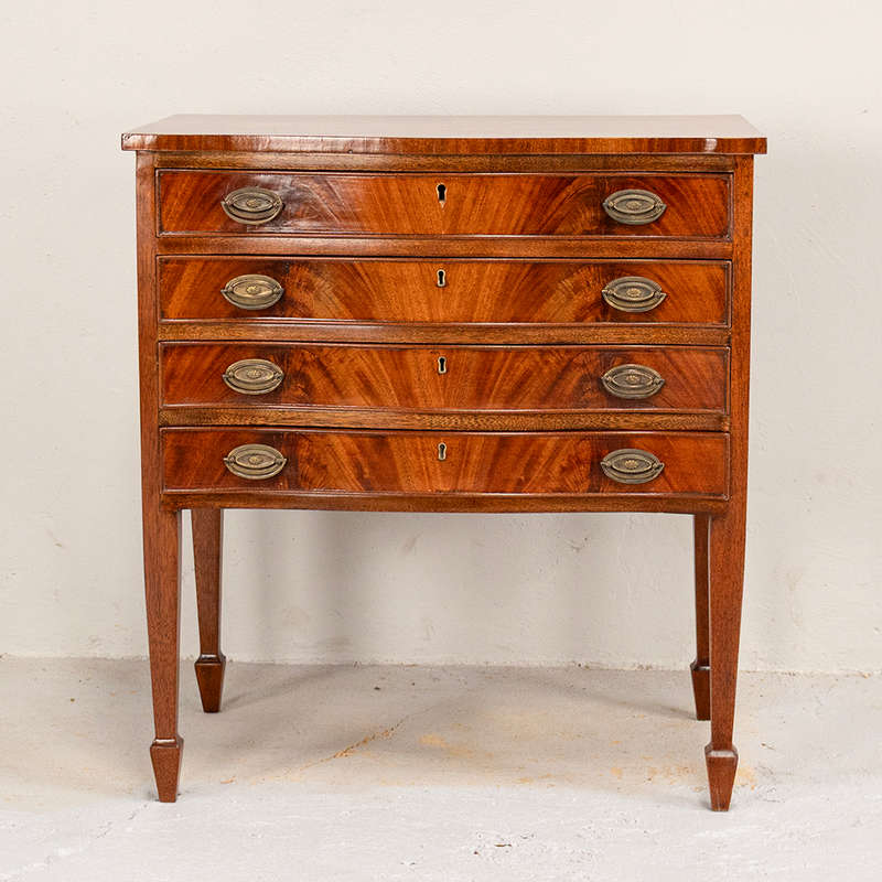 Mahogany Serpentine Chest of Drawers