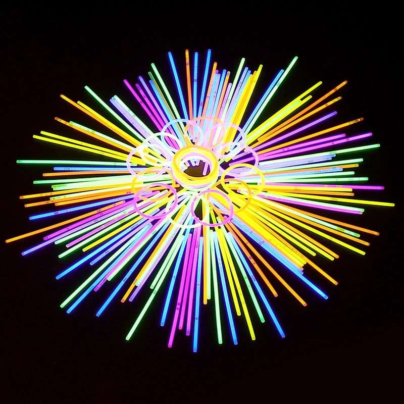 Glow Sticks 5x200mm (5 Packs of 50 Glow Sticks)