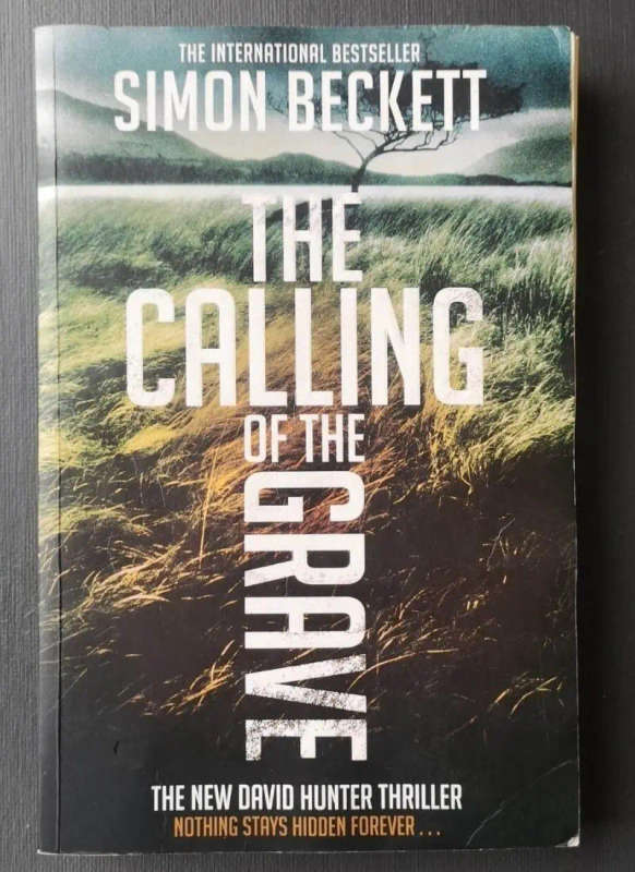 The calling of the grave (Large Softcover)