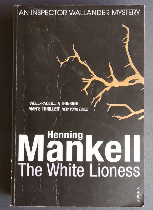 The White Lioness (Medium Softcover)