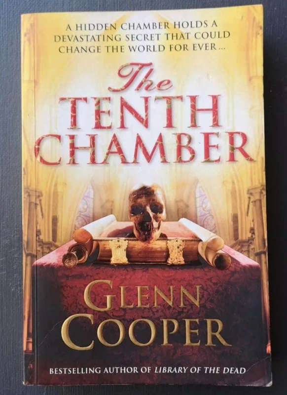 The Tenth Chamber (Large Softcover)
