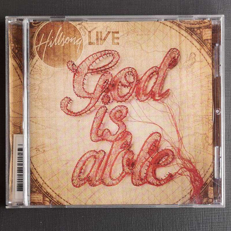 Hillsong - God is Alive (CD)