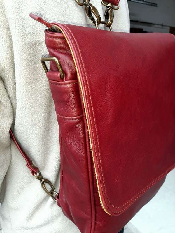 2 in 1 A4 Messenger/ Backpacks
