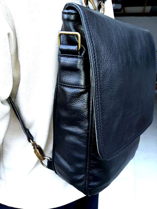 2 in 1 A4 Messenger/ Backpacks