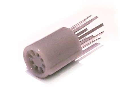 ROUND TRANSISTOR SOCKET 8WAY RIBBED 17MY60