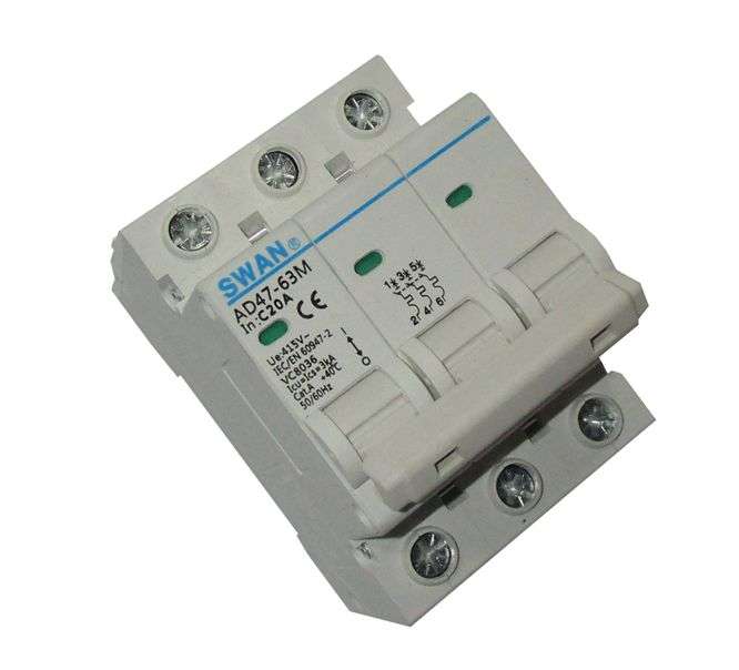 CIRCUIT BREAKER 3KA C CURVE 3P 20A 20CB-AD47M 3320