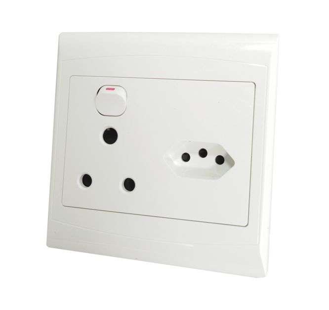 SINGLE WALL SOCKET + EURO 4x4 16A FLUSH MOUNT GF-SO-P4011-4X4
