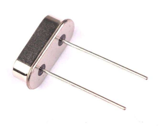 CRYSTAL HC-49S 10.000MHz L/P HC49S-10M1820F