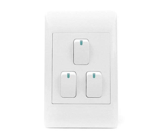 3-LEVERS 1-WAY WALL SWITCH 2x4 STI-1020